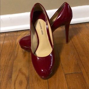 Gianni Bini patent red pumps